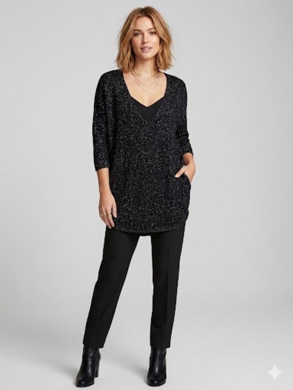 Express Metallic Knit Deep V-Neck Sweater Black Gold And Silver Sz M